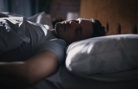 Сон в стиле Николы Теслы, ночные гаджеты и мелатонин в добавках: вопросы врачу-сомнологу