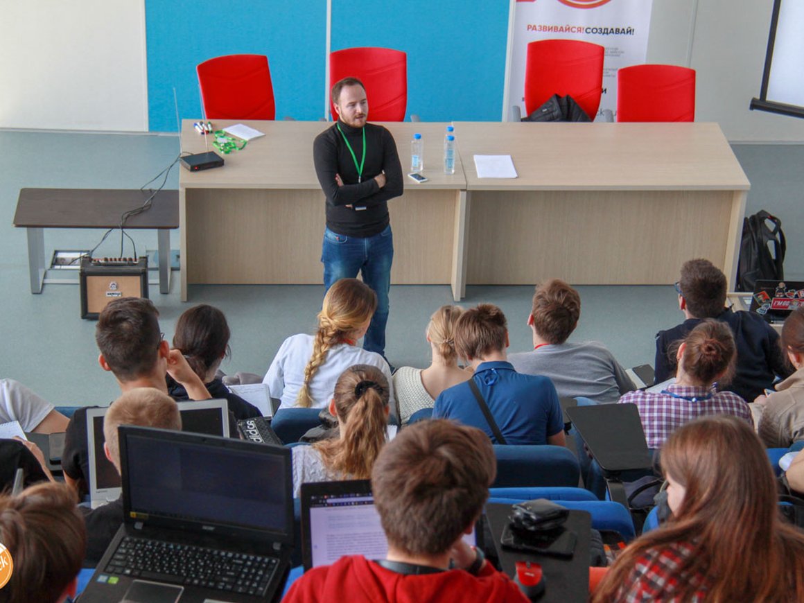 «В шутку говорят, что Физтех – большая мафия». Как выпускники МФТИ создали союз и помогают студентам строить бизнес