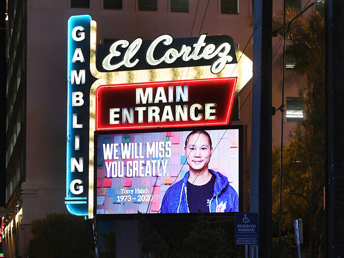 WSJ: смерть основателя Zappos Тони Шея связана с алкоголем, наркотиками и экстремальным поведением