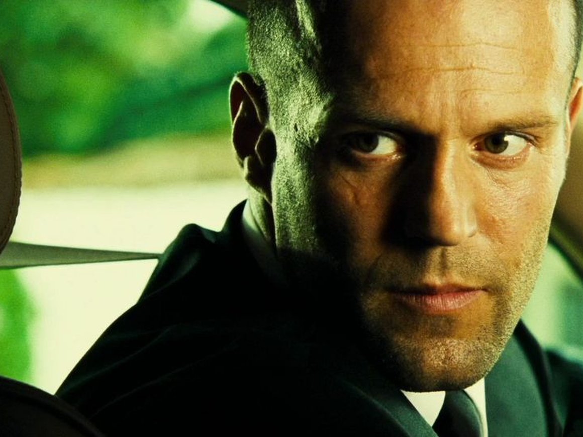 Череп козы, свиные глаза и 60 кг манго: самые безумные заказы, которые доставляли курьеры