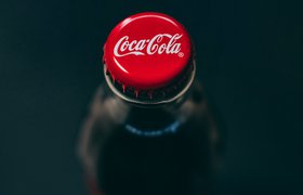 «Вкусно — и точка» вместо Coca-Cola будет предлагать аналог под брендом «Добрый»