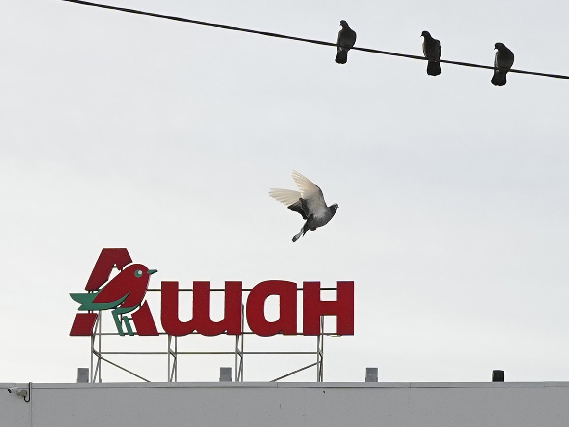 На полке — рокировка: Иван Мартинович покидает пост генерального директора «Ашан ритейл Россия»