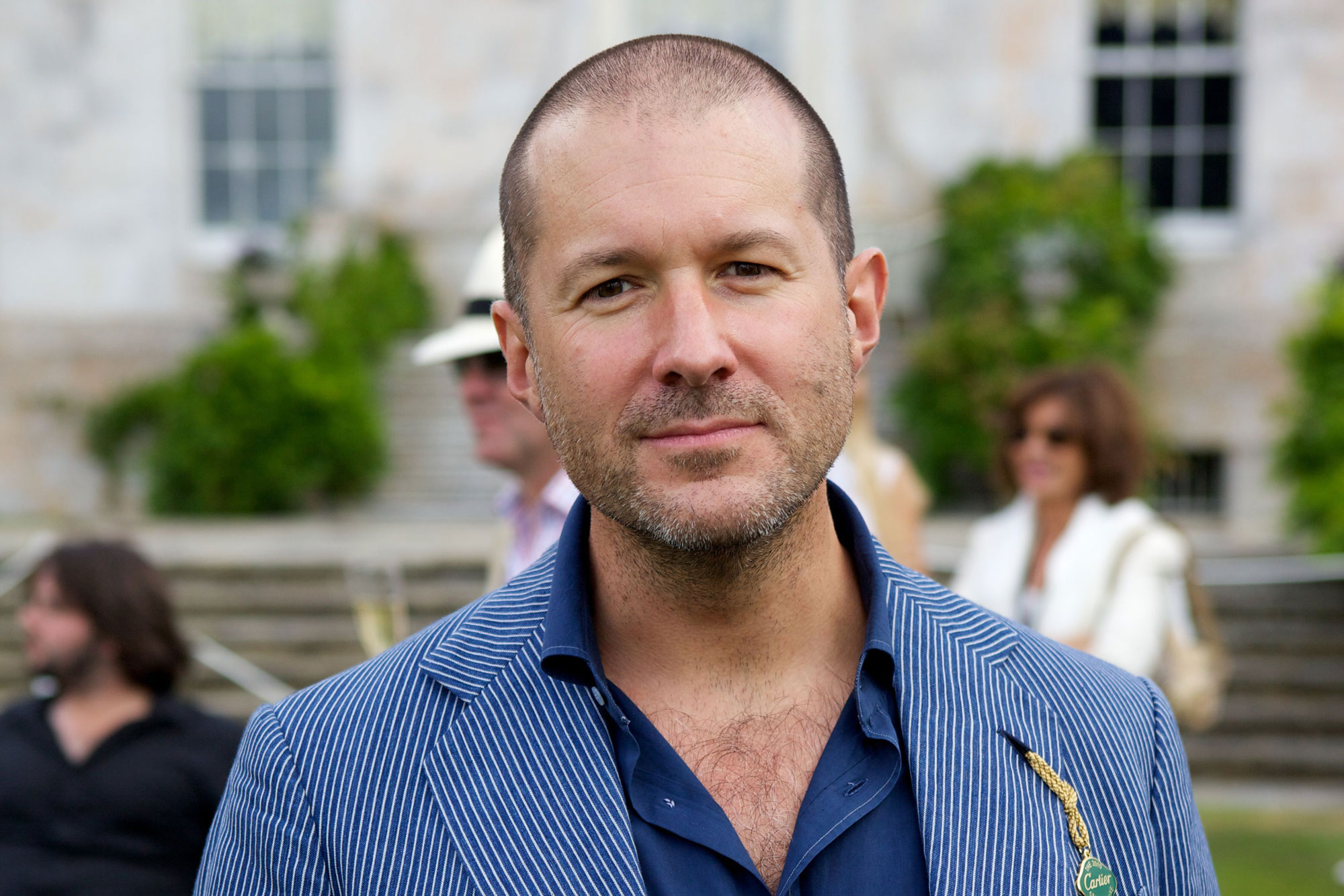 Сделка с OpenAI сделает экс-дизайнера Apple Джони Айва миллиардером — Forbes