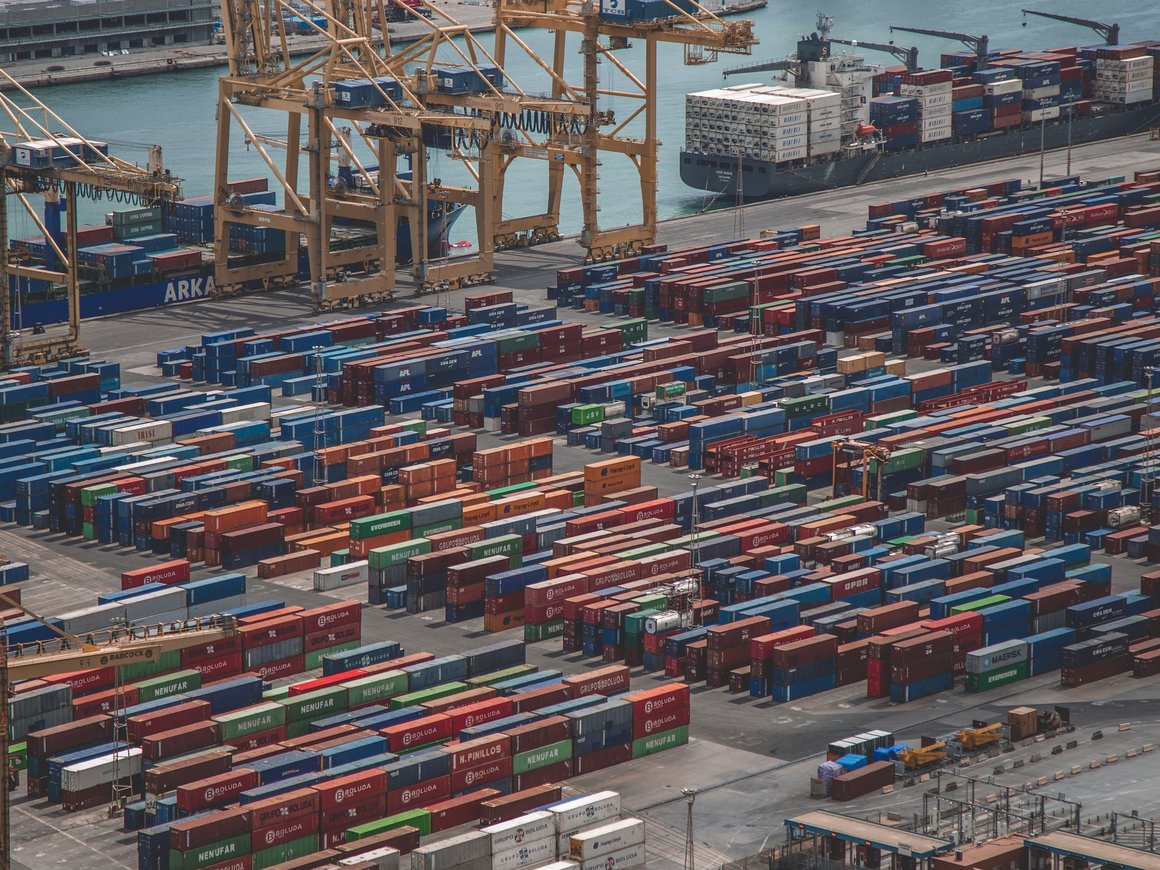 Россия заключила «продуктовую сделку», запасы иномарок тают: главное для бизнеса 23 июля