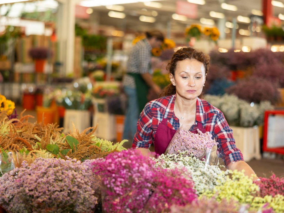 Россия увеличила закупки цветов у Казахстана в 50 раз