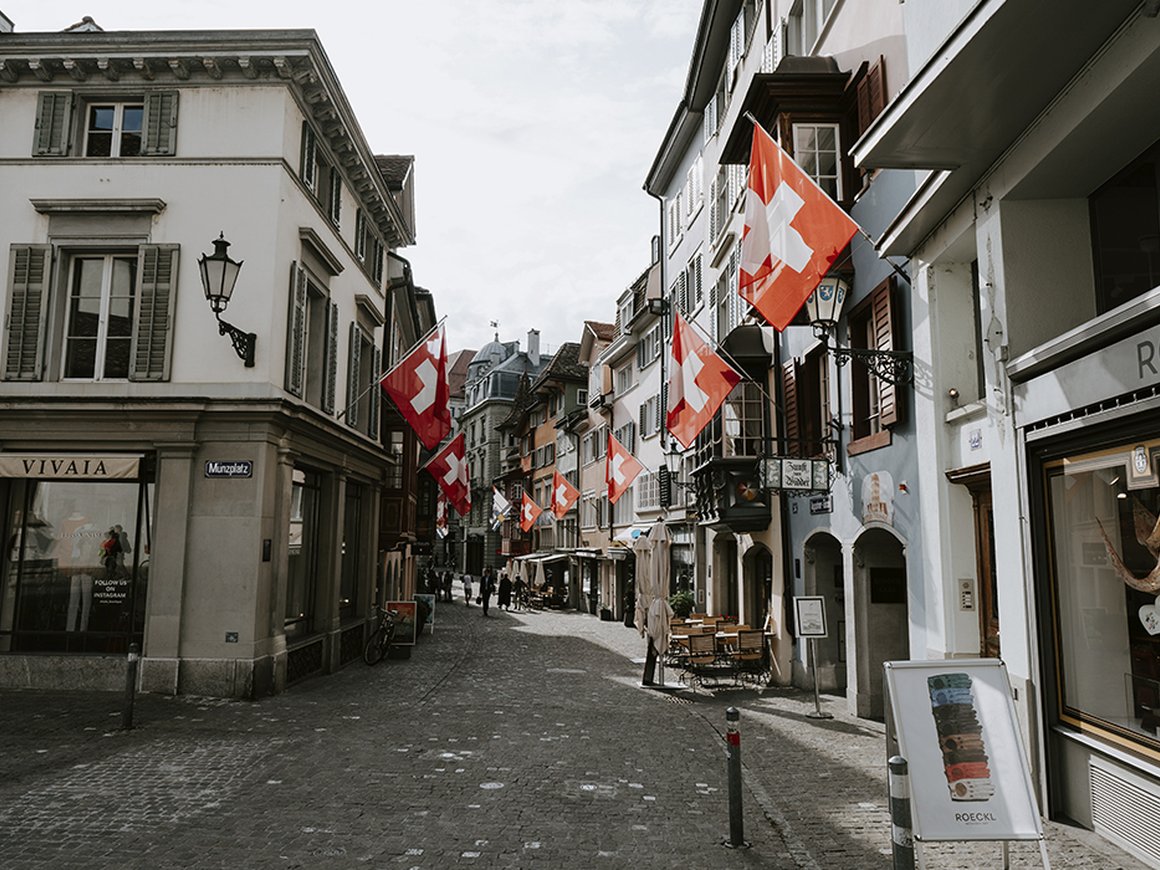 «Это была лучшая инвестиция в моей жизни». Как поступить в магистратуру в Швейцарии и не разориться