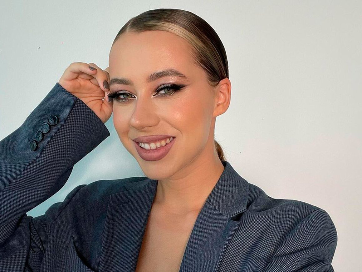 Блогера Митрошину задержали по делу об отмывании денег