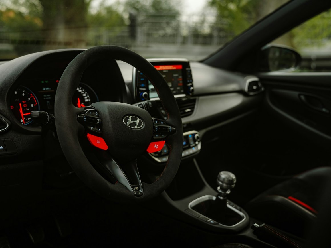 В Hyundai Motor назвали регистрацию своих брендов в Роспатенте «обычной практикой»