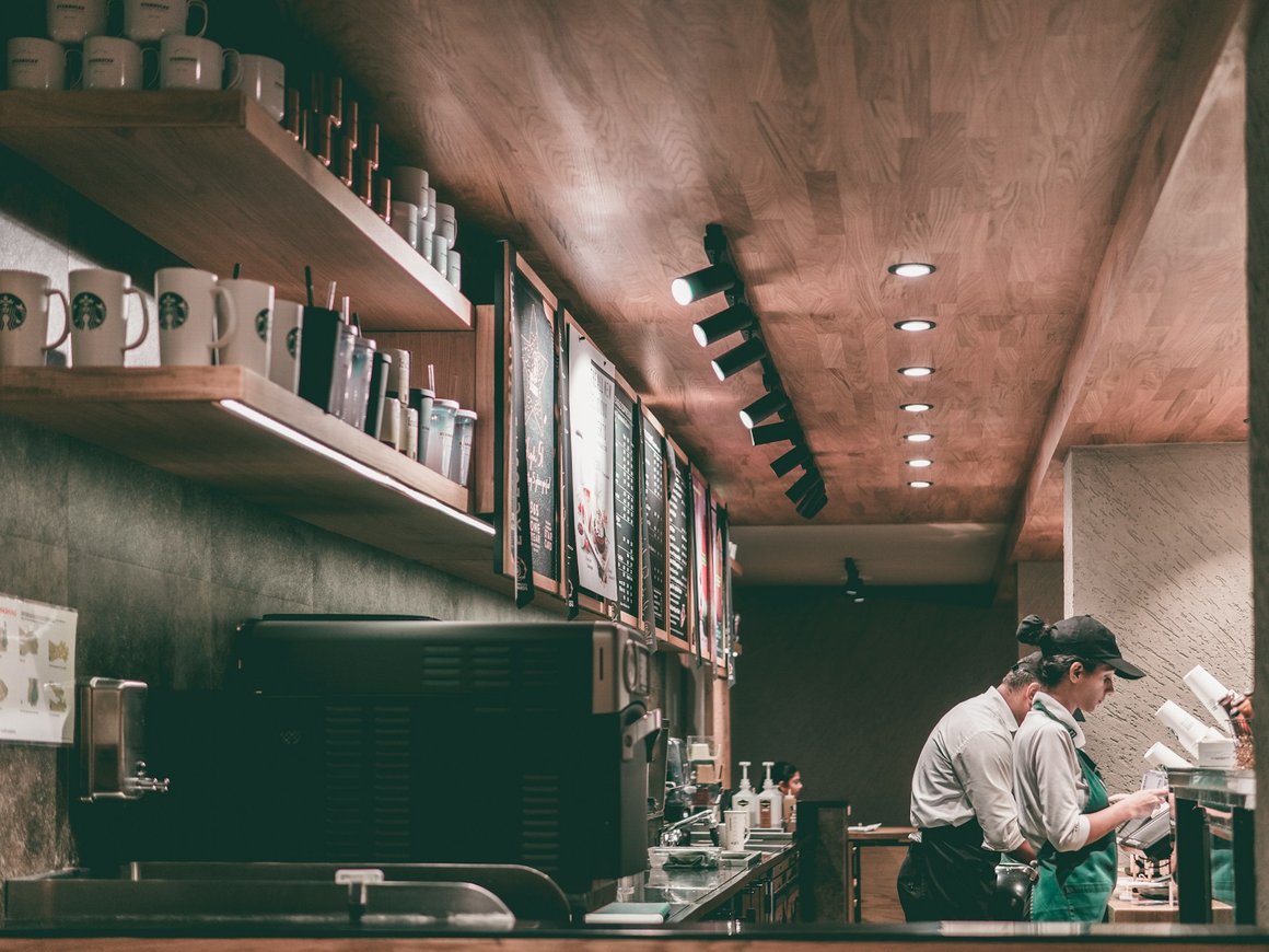 Блины и пиво: в России назвали лучшие франшизы по итогам 2024 года