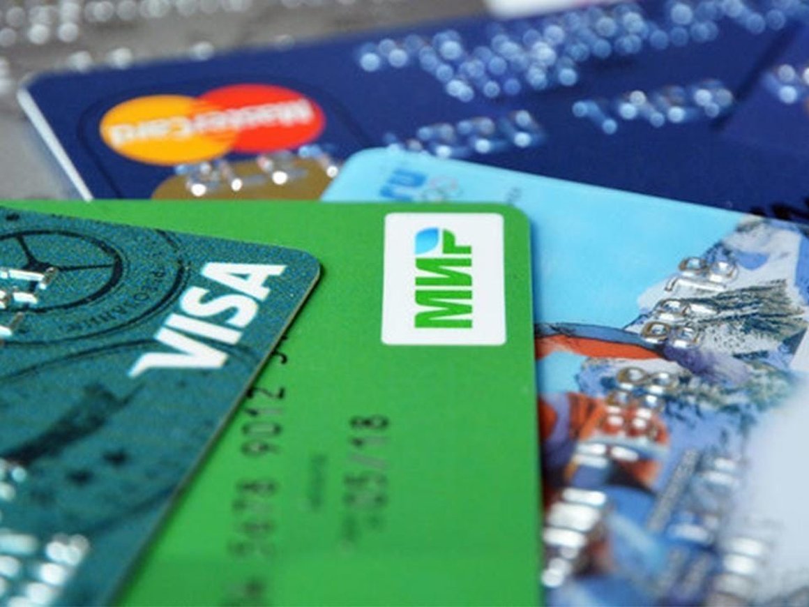 «ВКонтакте» начнет брать комиссию за перевод денег на карты Visa и «Мир»