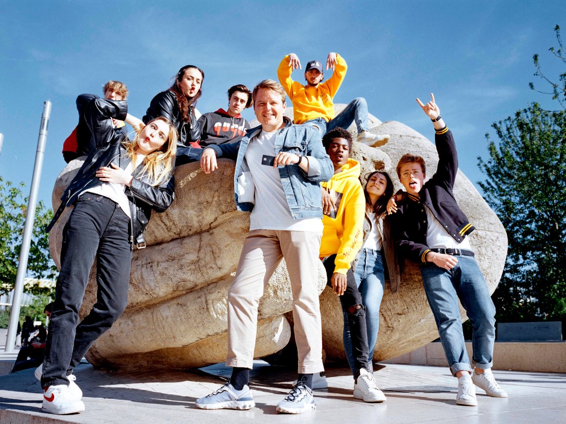 Как устроен первый банк, созданный специально для подростков