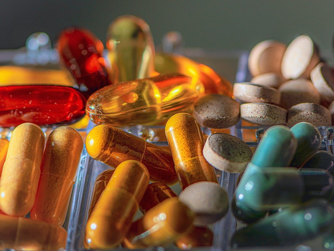 Роскачество выявило на маркетплейсах более 400 «неправильных» БАД