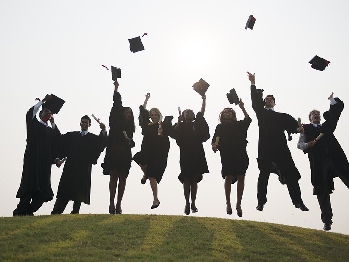 Современные выпускники вузов: кто они и как с ними работать