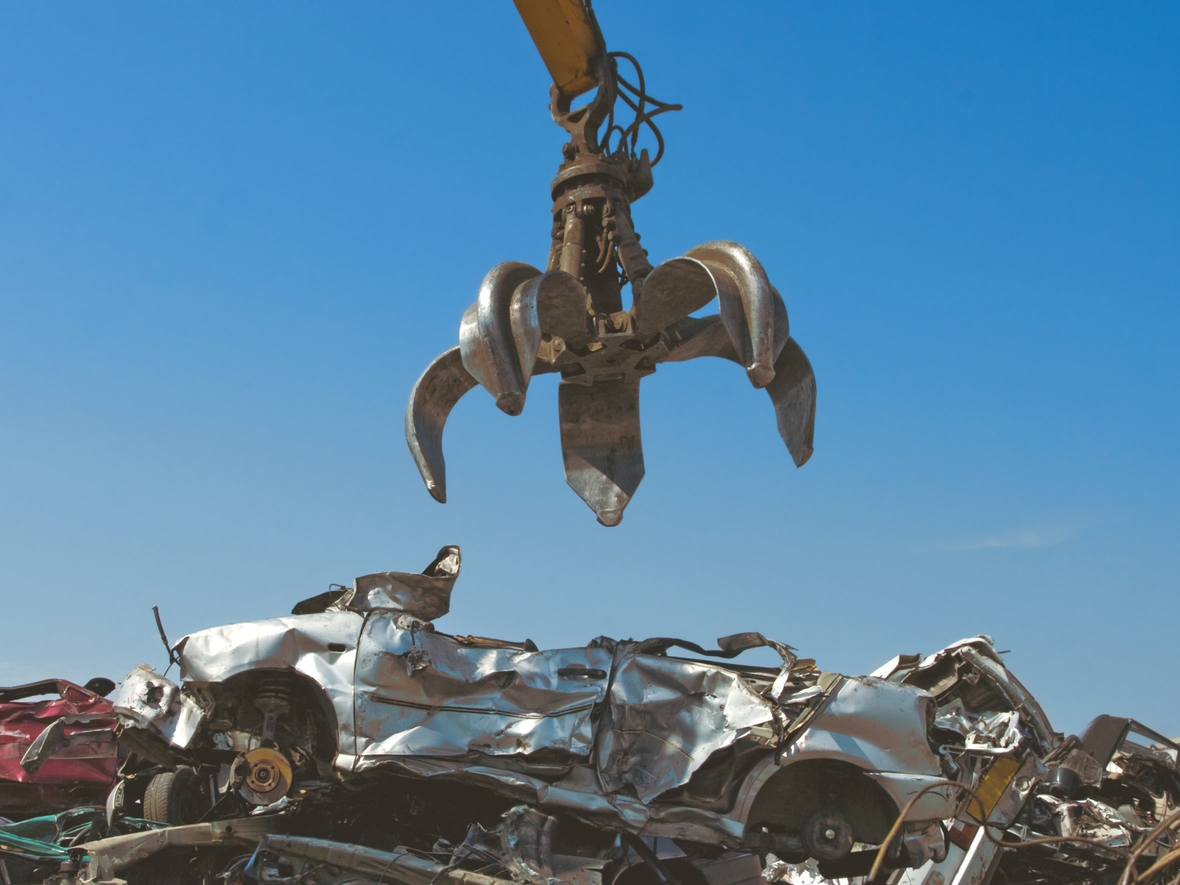 Минпромторг может отложить введение нового налога на утильсбор на импортные автомобили до декабря 2025 года