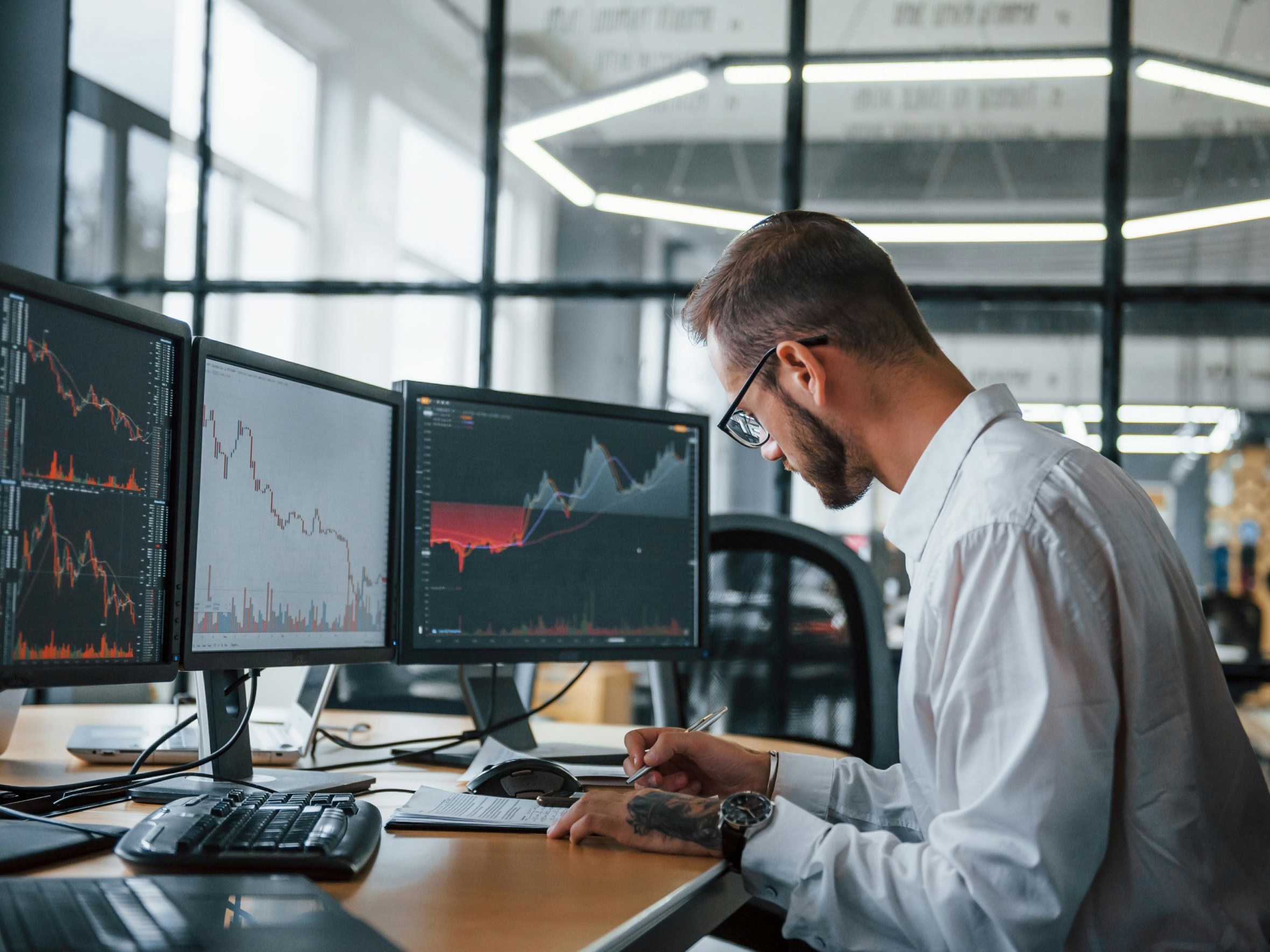 Названы самые инновационные брокеры России: в лидерах — Т-Инвестиции, Альфа-Банк и ВТБ