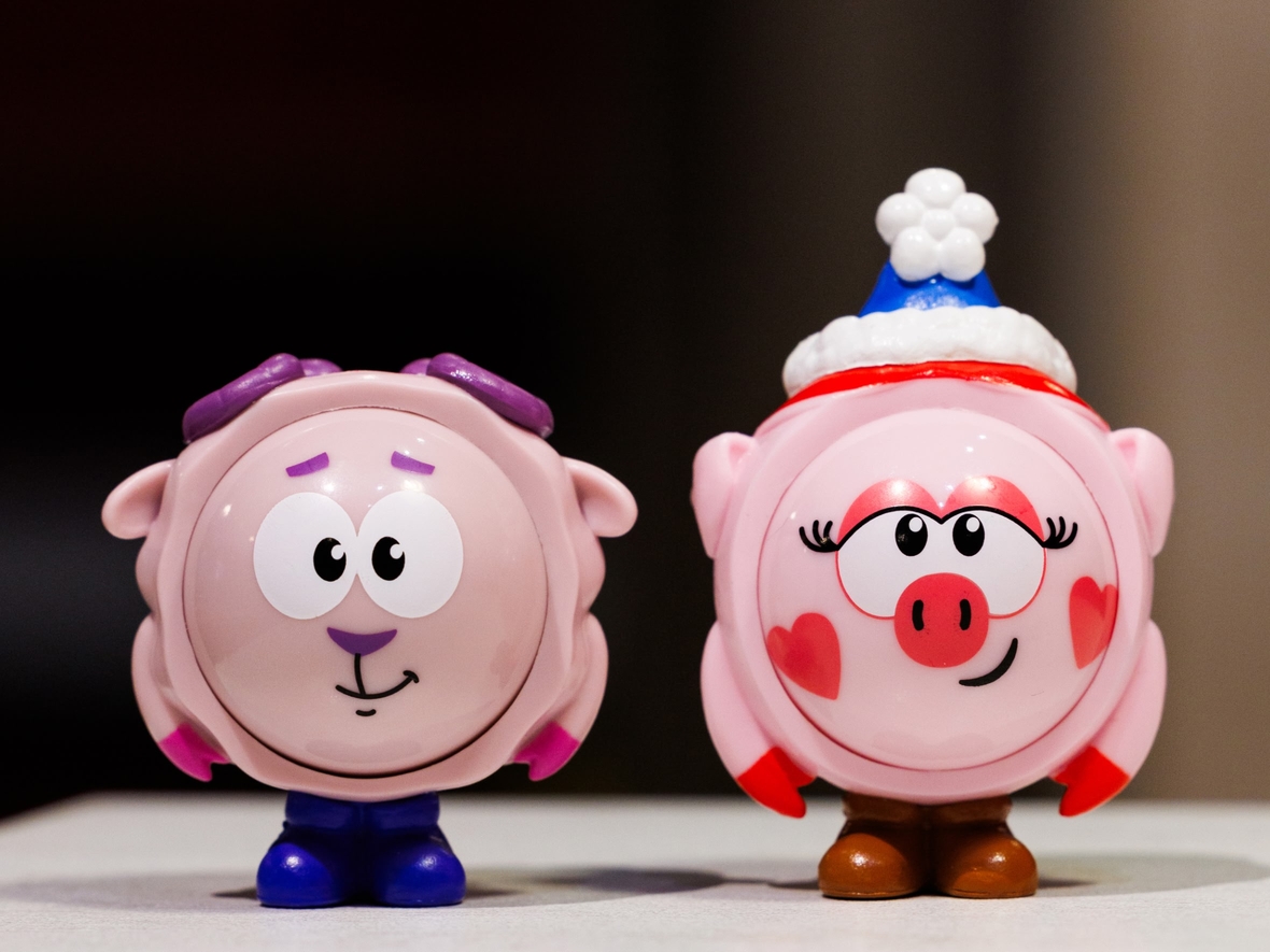 Спустя полгода после «Вкусно — и точка» Rostic’s запускает комбо со «Смешариками» — теперь цена набора выше