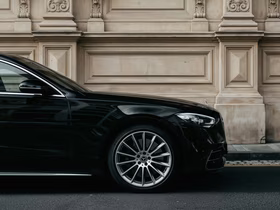 Новые автомобили подорожают на 10%: средняя цена легкового авто в России может вырасти до 3,8 млн ₽ в 2026 году