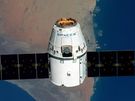 SpaceX готовится к IPO ради дата-центров в космосе — Илон Маск хочет вывести компанию на биржу уже к июлю 2026-го