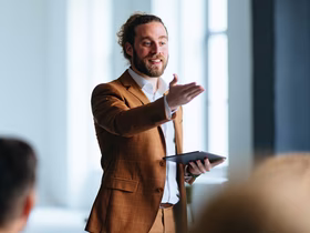 Почти половина предпринимателей по всей России уже применяют нейросети: Казань — лидер по использованию ИИ