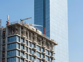 Строительство многоэтажного дома
