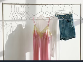 Количество продавцов на маркетплейсах снизилось почти на 7% в 2025-м — уходит бизнес с оборотом менее 100 тыс. ₽