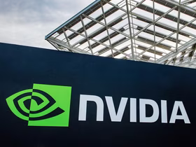 Выручка NVIDIA выросла на 65% всего за год — до рекордных $215,9 млрд: главным драйвером стала ИИ-инфраструктура