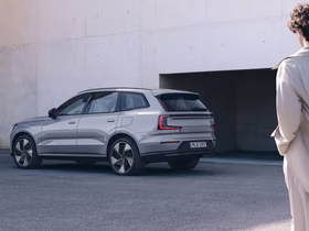 Volvo EX90