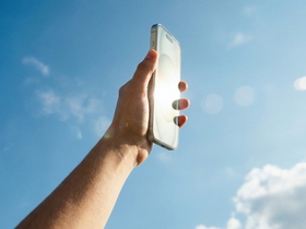 «Белый список» сайтов обновили в 3-й раз: в перечне появились онлайн-кинотеатр Окко и сервис недвижимости «Домклик»