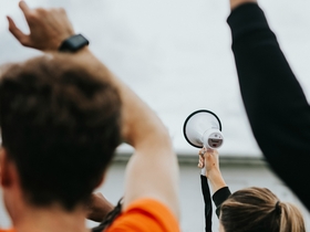 Магазины раскритиковали механизмы работы маркетплейсов: среди недовольных — «Детский мир», «М.Видео-Эльдорадо», DNS