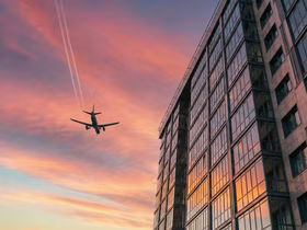 Девелопер «Самолёт» обратился за господдержкой на 50 млрд ₽: эксперты считают просьбу «нетипичной» для рынка