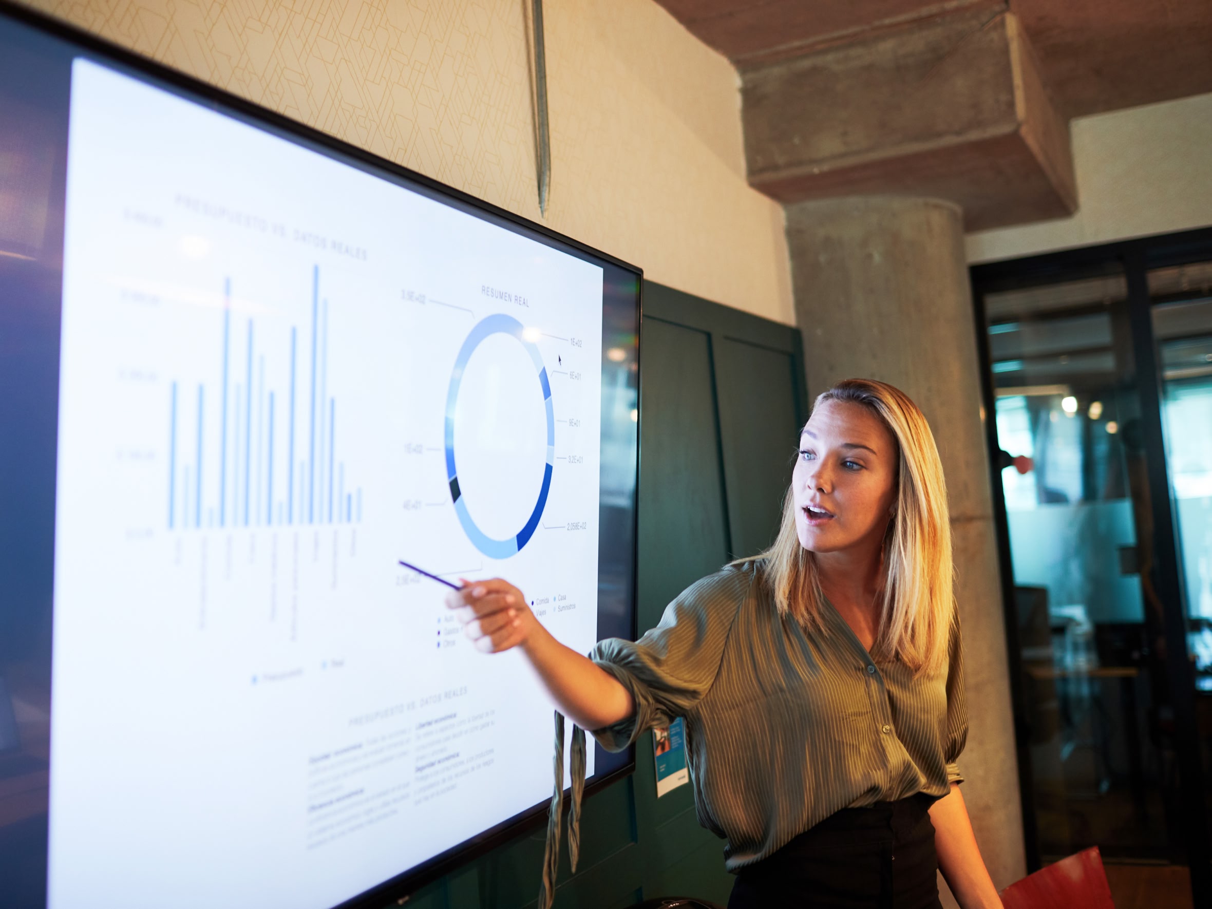 Бизнес закрывает задачи перед концом года — спрос на услуги юристов вырос на 78%