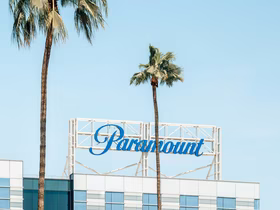 Логотип Paramount и пальма