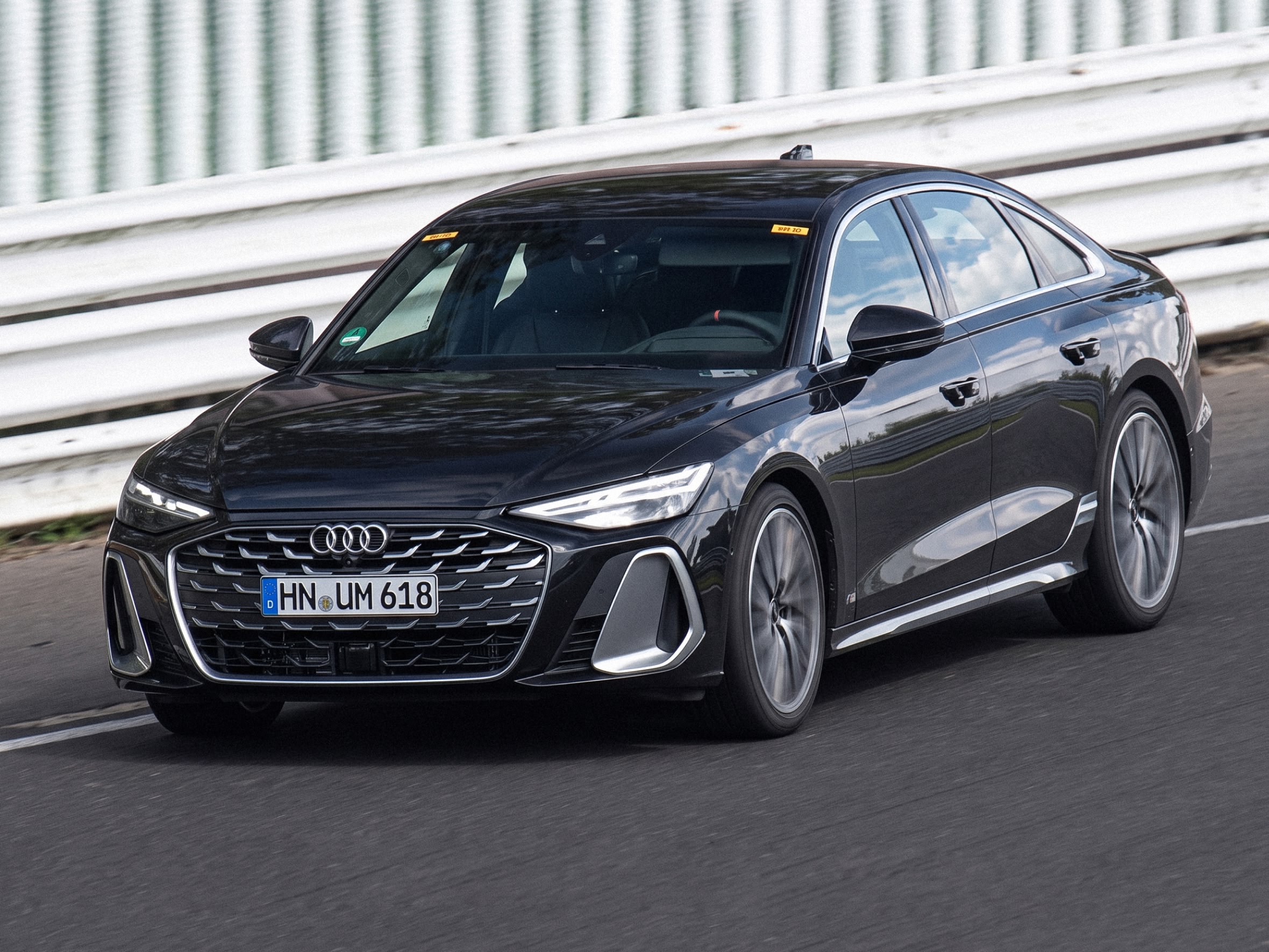 Новую Audi S6 впервые заметили без камуфляжа — автомобиль может появиться на рынке уже осенью 2026 года