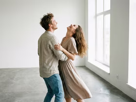 ЦБ снизил ключевую ставку до 15,5% — регулятор смягчает политику шестой раз подряд