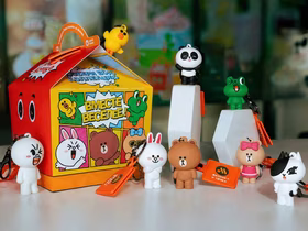 Игрушки BROWN AND FRIENDS