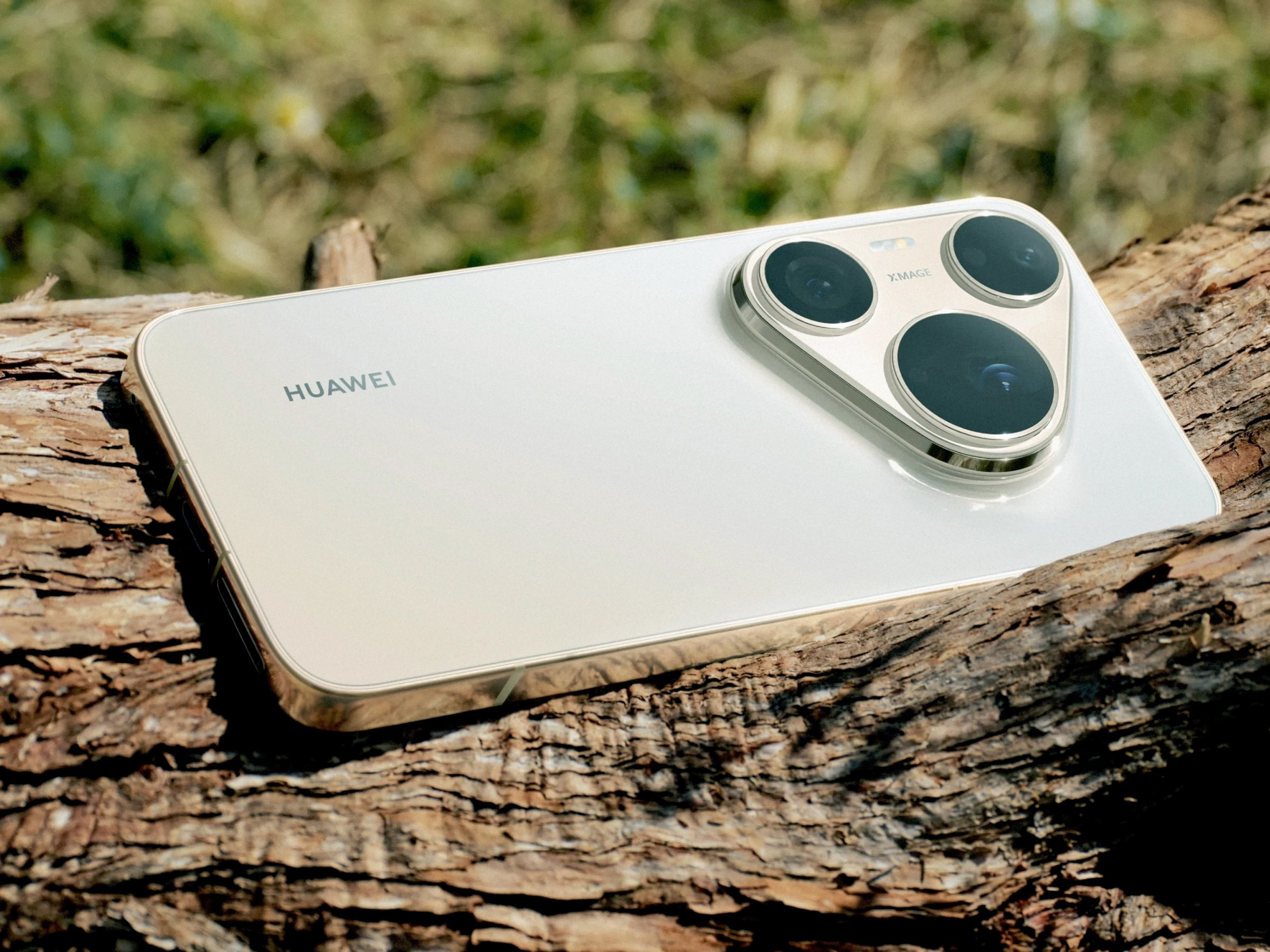 В России открылся предзаказ на флагманские смартфоны серии Huawei Pura90s — по цене от 65 тыс. ₽