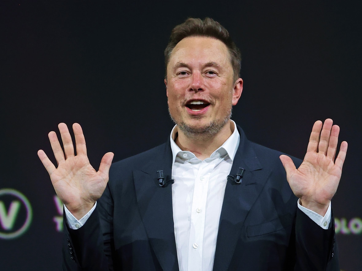 Tesla обсуждает уход Илона Маска: CEO может покинуть компанию, если не получит $1 трлн — но инвесторы против выплат