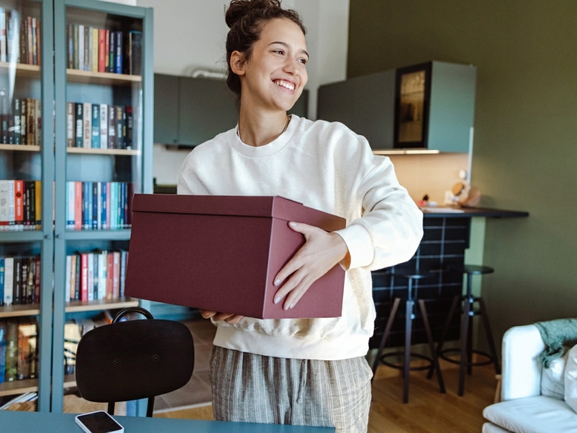 В России всё чаще выбирают «осознанные» подарки: в топе — образование, медицинская страховка и абонемент в спортзал