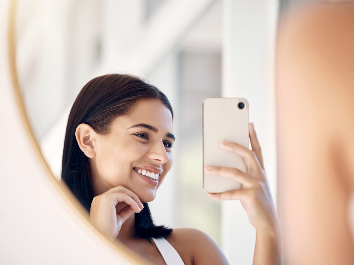 Wildberries взял курс на персонализацию онлайн-шопинга: встроенный ИИ поможет примерить одежду виртуально