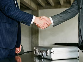 Рекламный рынок России бьёт рекорды: 150 крупнейших игроков инвестировали в медиа 308 млрд ₽ — за 9 месяцев 2025-го