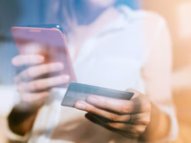 40% россиян предпочитают экономить за счёт открытия вкладов — большинство не понимают работу других инструментов