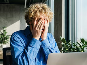 Количество утечек данных через ChatGPT выросло в 30 раз: причина — сотрудники массово загружают в ИИ рабочие файлы