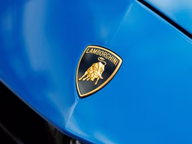 Логотип Lamborghini