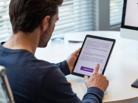 Кадровые документы — в Max: Минтруд может перевести ЭДО и общение с работодателем в мессенджер