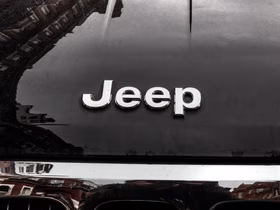 Логотип Jeep
