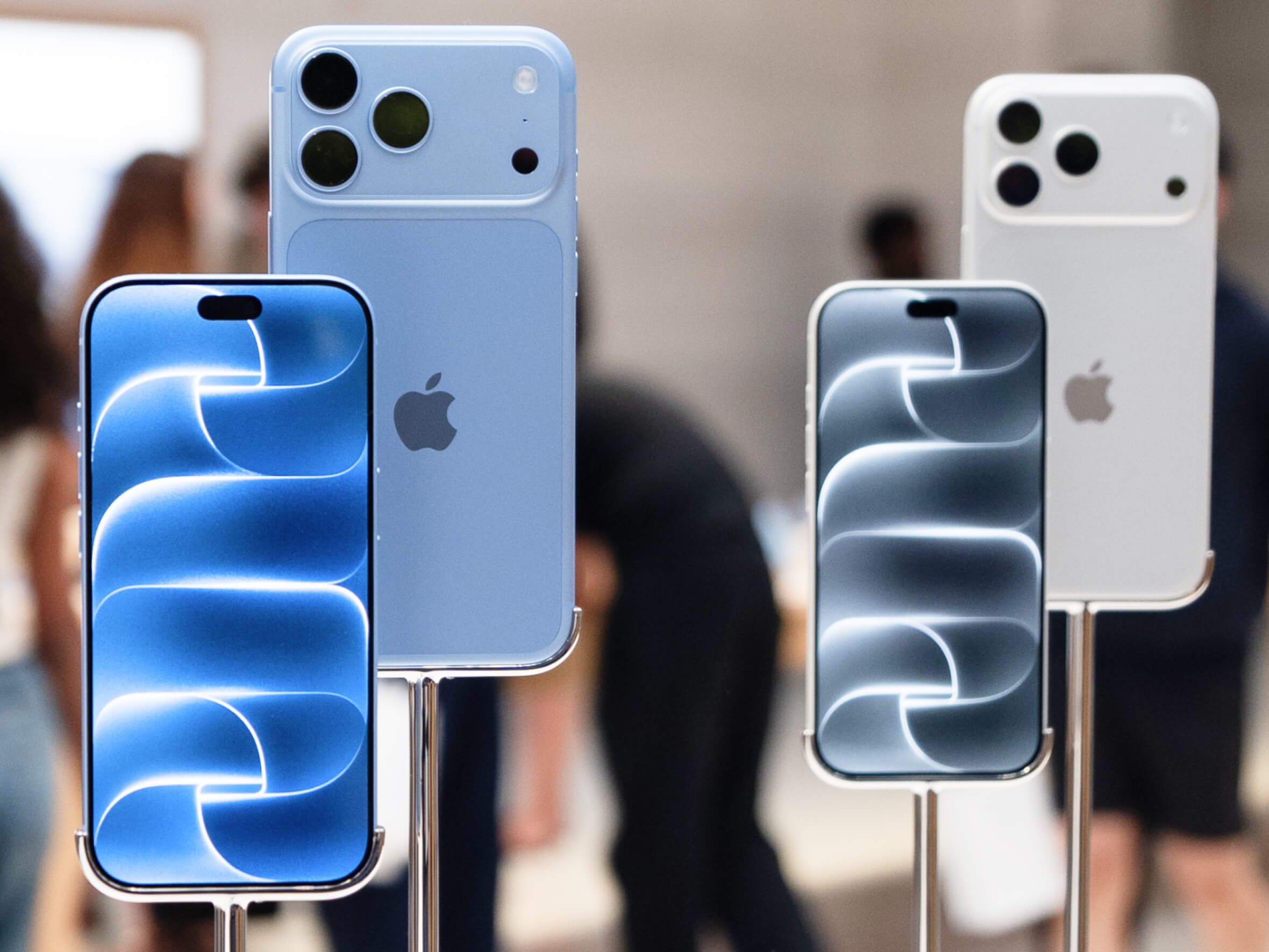 iPhone 18 Pro оказался менее востребован в России, чем iPhone 17 Pro: в первую очередь — из-за высокой цены