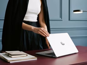 HP представила недорогой ноутбук OmniBook 5 в стиле MacBook Neo — по цене от 58 тыс. ₽