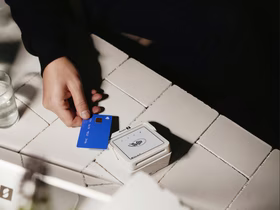 Ozon официально выходит на рынок инвестиций — банк получил брокерскую лицензию Центробанка