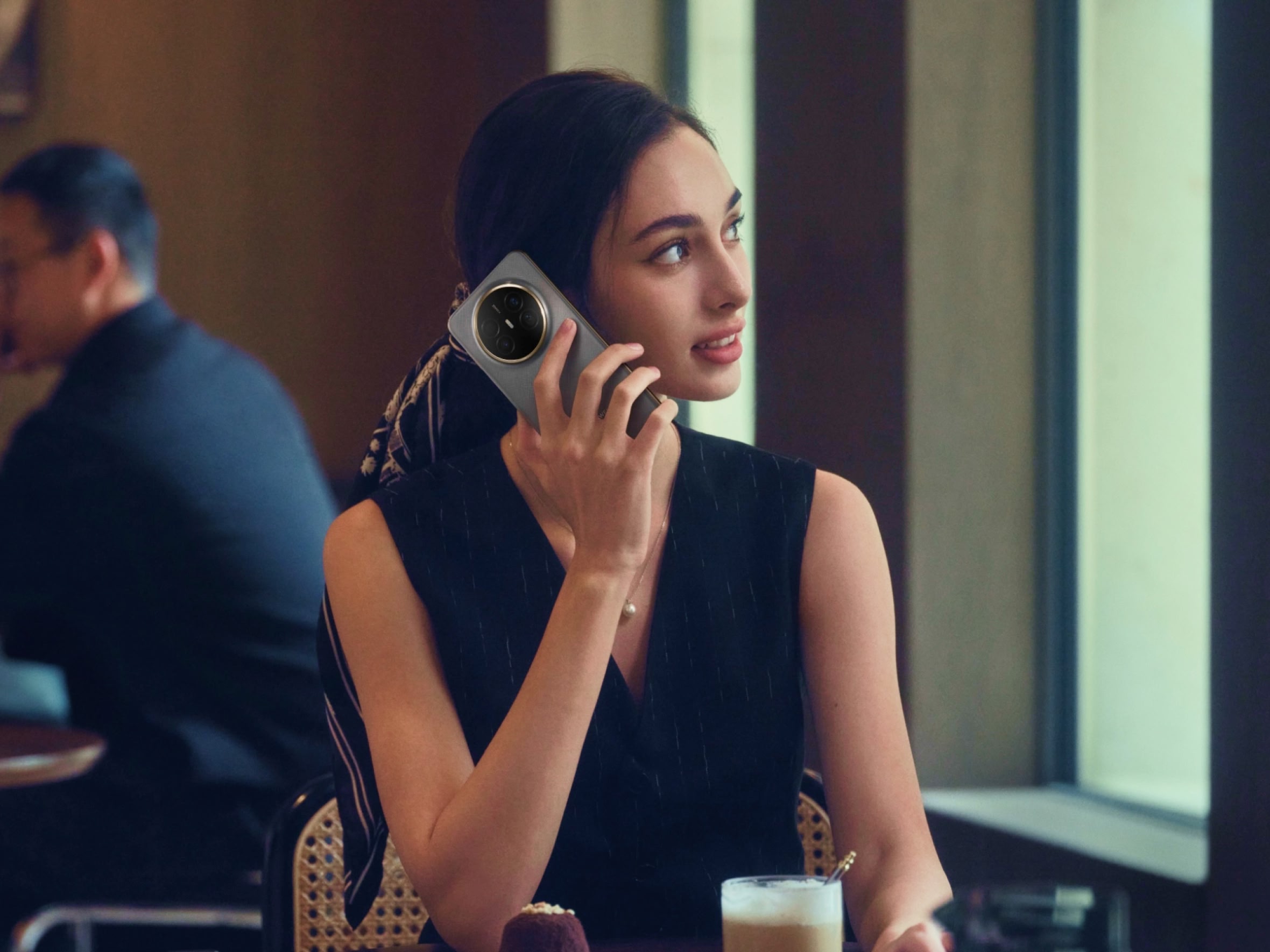 Доступная альтернатива iPhone 17 Air: Huawei выпустила ультратонкий смартфон Mate 70 Air — он дешевле почти вдвое