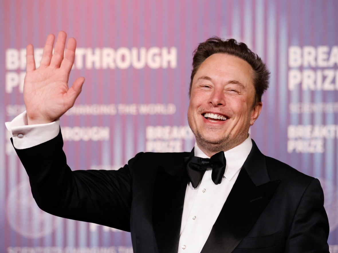 Акционеры Tesla одобрили выплату Илону Маску до $1 трлн — это крупнейший компенсационный пакет в истории бизнеса